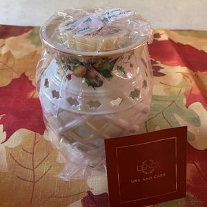 New Lenox Holiday Tartan Fragrance Warmer with yankee candle